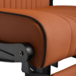 Gabbiano Levi kappersstoel met zwart frame bruin zonder stiksel aan de achterkant 7