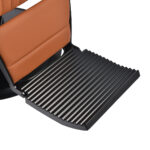 Gabbiano Levi kappersstoel met zwart frame bruin zonder stiksel aan de achterkant 8