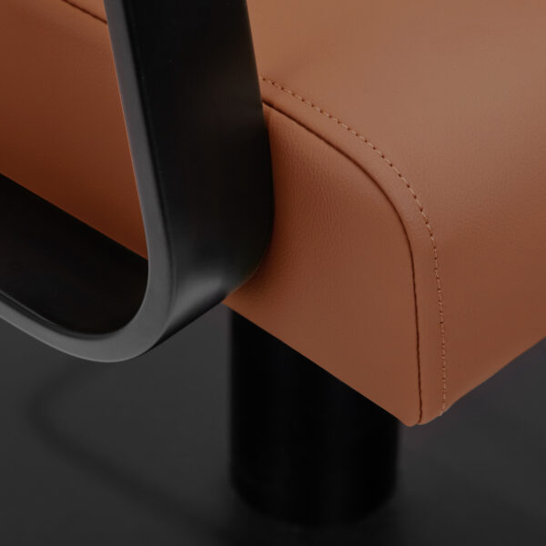 Gabbiano Porto kappersstoel zwart oranje 6