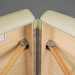 Panda inklapbare massagetafel 70 cm tweedelig beige Habys